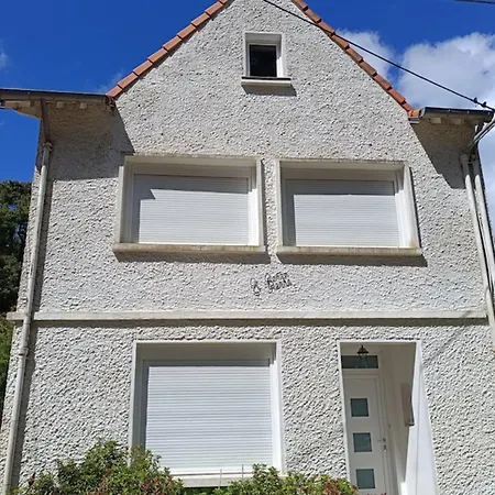 Charming Family In La Baule